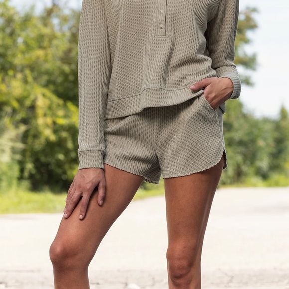 NWOT TEAMLTD Waffle Shorts - Picture 3 of 12